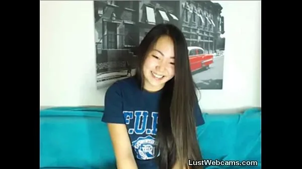 أفضل Cute Asian babe gets naked on webcam مجموع الأفلام