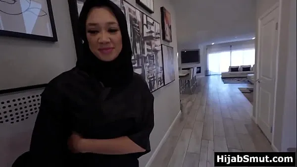 Phim tổng Muslim girl in hijab asks for a sex lesson hay nhất