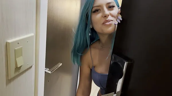 En İyi Casting Curvy: Blue Hair Thick Porn Star BEGS to Fuck Delivery Guy Toplam Film