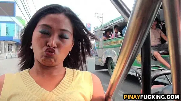 أفضل Venice Uses Her Asian Lips To Suck A White Cock مجموع الأفلام